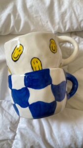 Atelier créatif montpellier peinture sur tasses